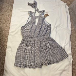 Black and white L romper